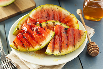 Grilled spicy watermelon with honey